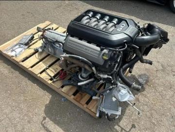 Moteur Ford Coyote Gen 2 V8 5.0L avec transmission automatique 6R80 à 6 rapports - Installation faci