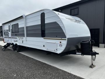 2026 FOREST RIVER WILDWOOD X-LITE 26ICE